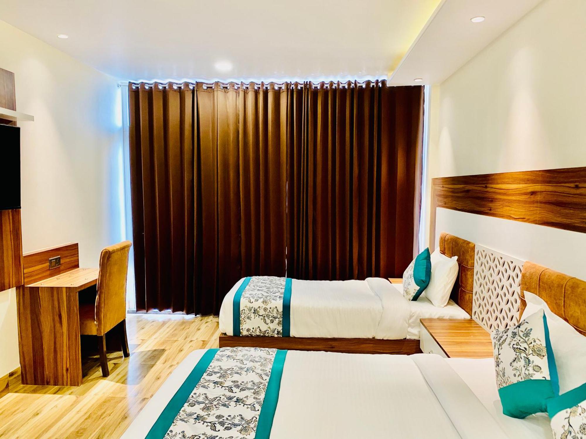 Hotel White House Walking Distance From Golden Temple- With Parking Amritsar Eksteriør bilde