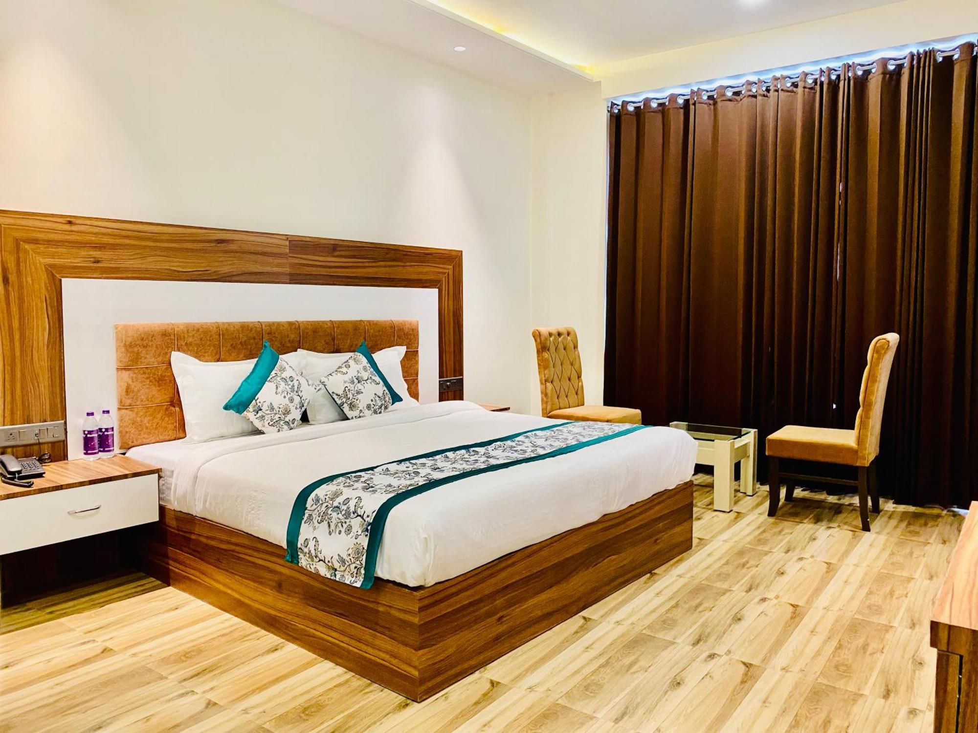 Hotel White House Walking Distance From Golden Temple- With Parking Amritsar Eksteriør bilde